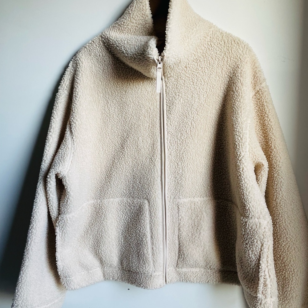 Women's Cream Sherpa Jacket